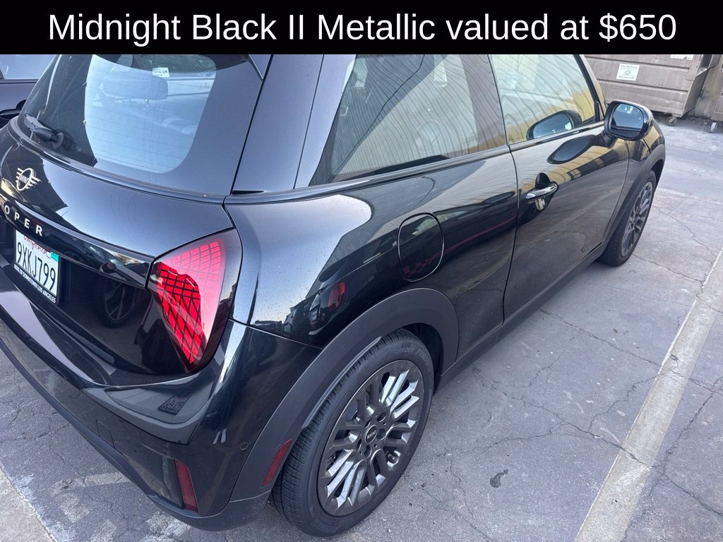 Used 2026 MINI Cooper 2-Door Hardtop FWD image 3