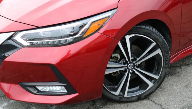 Used 2021 Nissan Sentra SR w/ SR Premium Package image 4