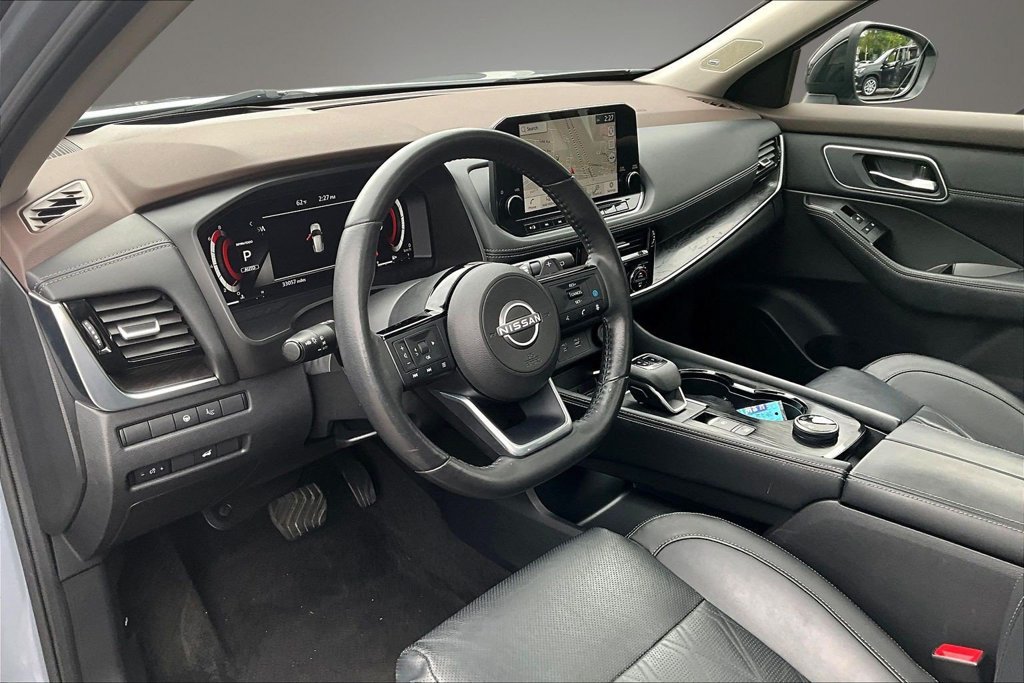 Used 2023 Nissan Rogue Platinum AWD/4WD image 17