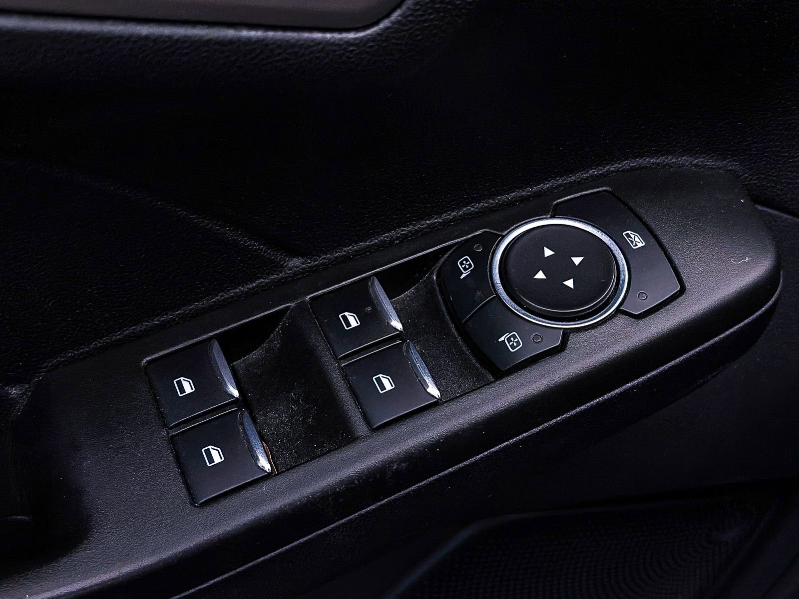 Used 2021 Ford Escape SEL image 12