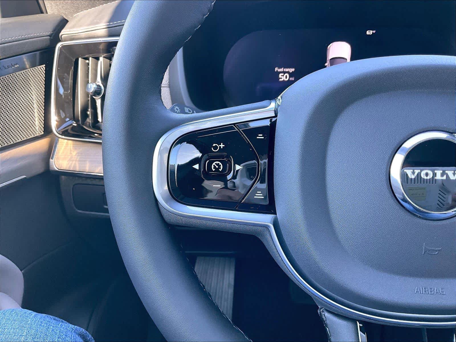 New 2027 Volvo XC90 B6 Ultra AWD/4WD image 17