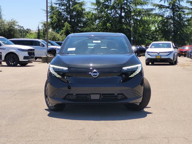 New 2026 Nissan Leaf w/ Protection Package FWD image 3