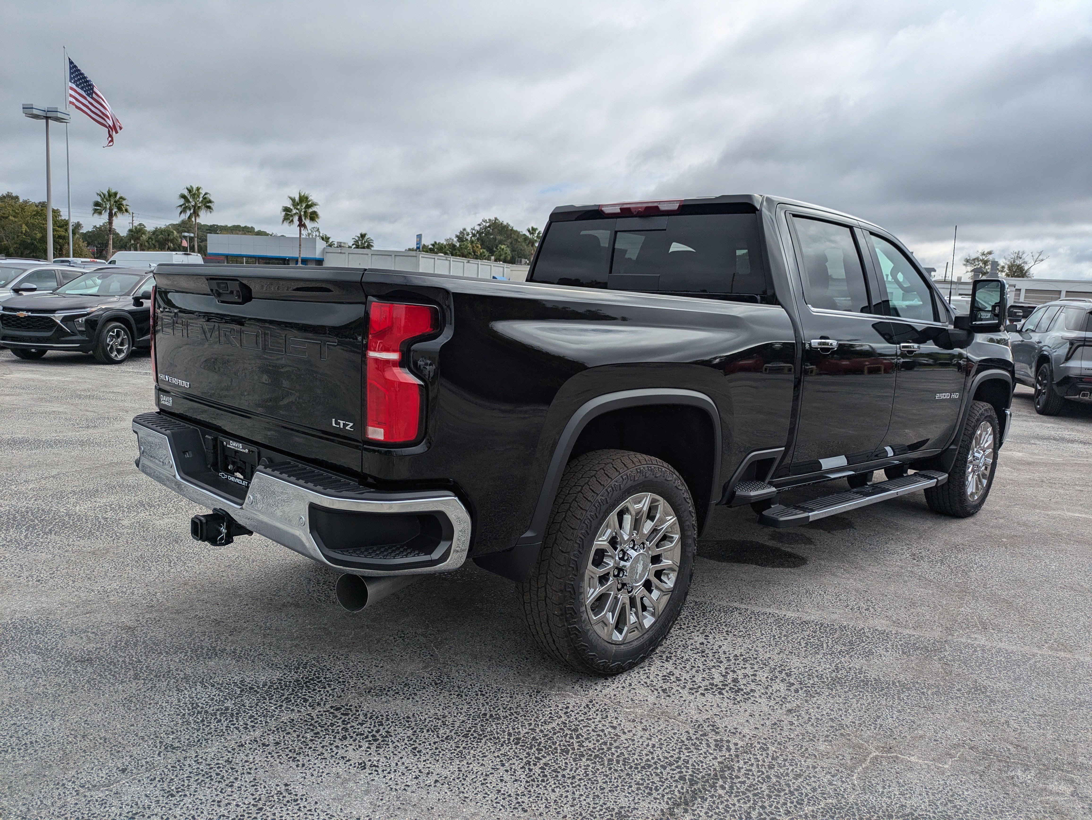 New 2026 Chevrolet Silverado 2500 LTZ w/ LTZ Premium Package image 7