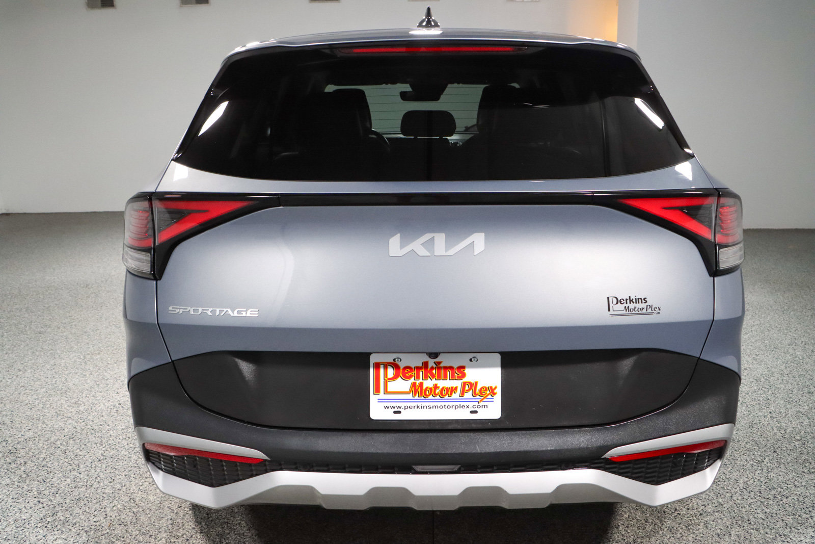 Used 2023 Kia Sportage EX FWD image 8