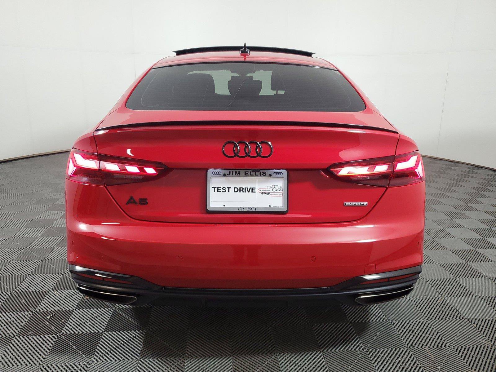 Used 2023 Audi A5 2.0T Premium Plus w/ Premium Plus AWD/4WD image 5