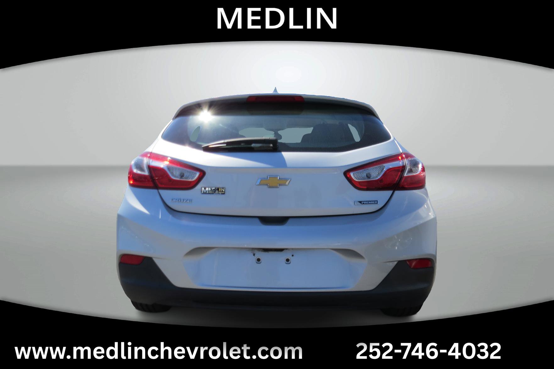 Used 2017 Chevrolet Cruze Premier FWD image 8