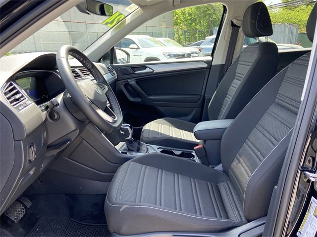 Used 2024 Volkswagen Tiguan S image 22