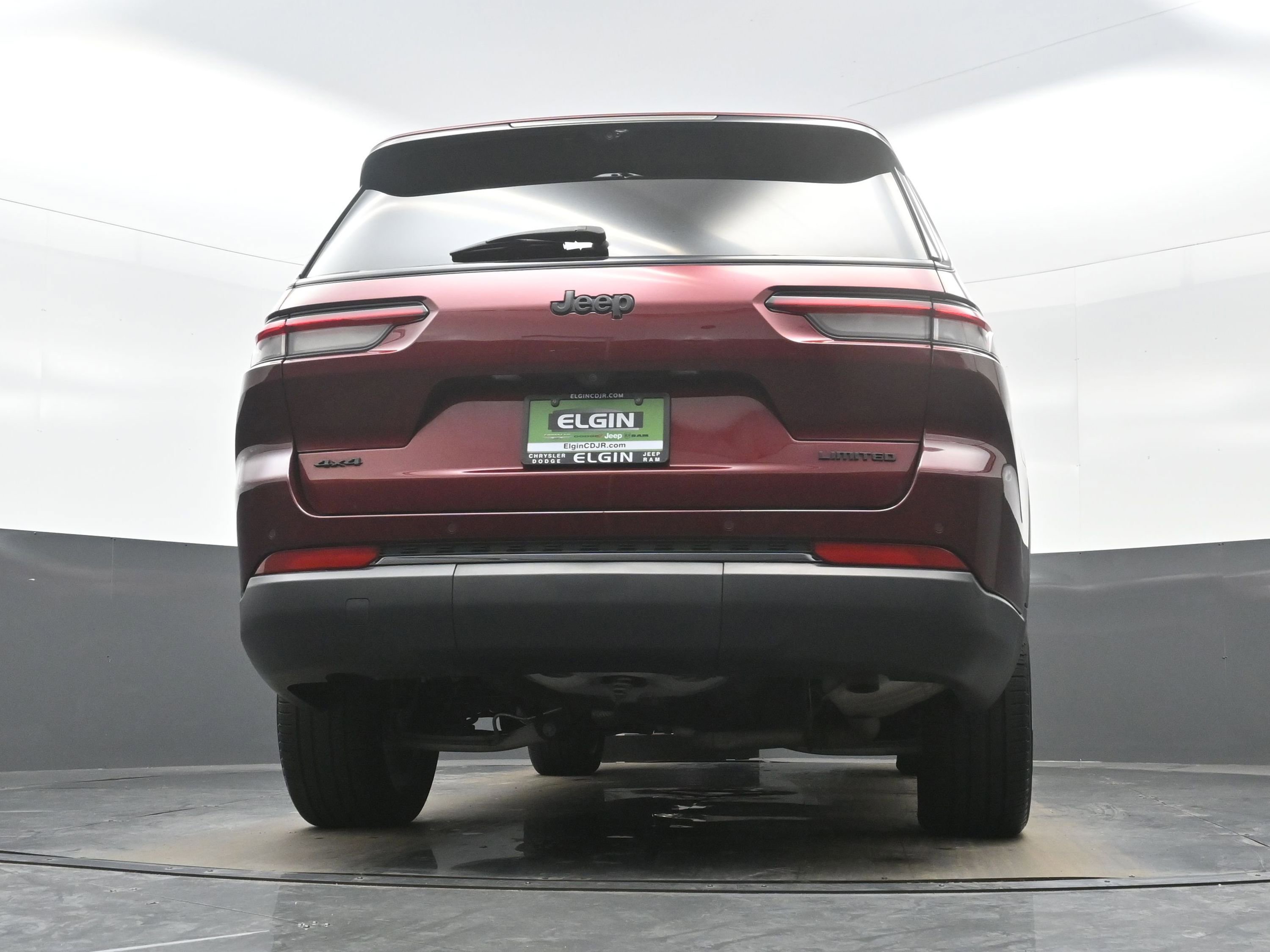 Used 2025 Jeep Grand Cherokee L Limited w/ Luxury Tech Group II image 30