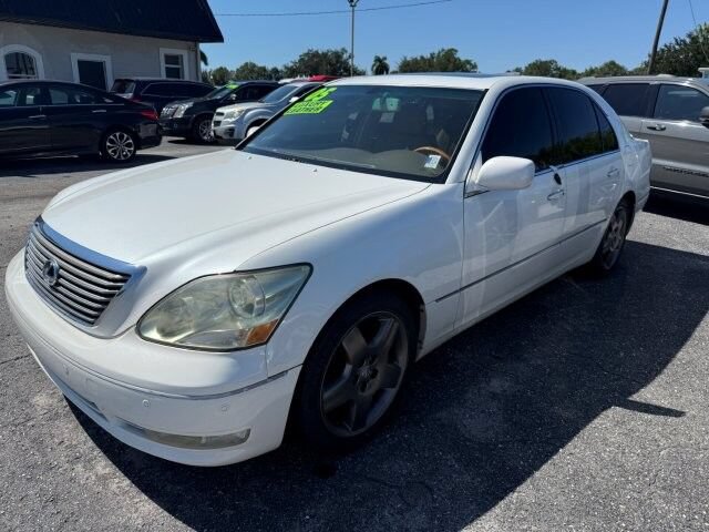 Used 2005 Lexus LS 430 RWD image 3