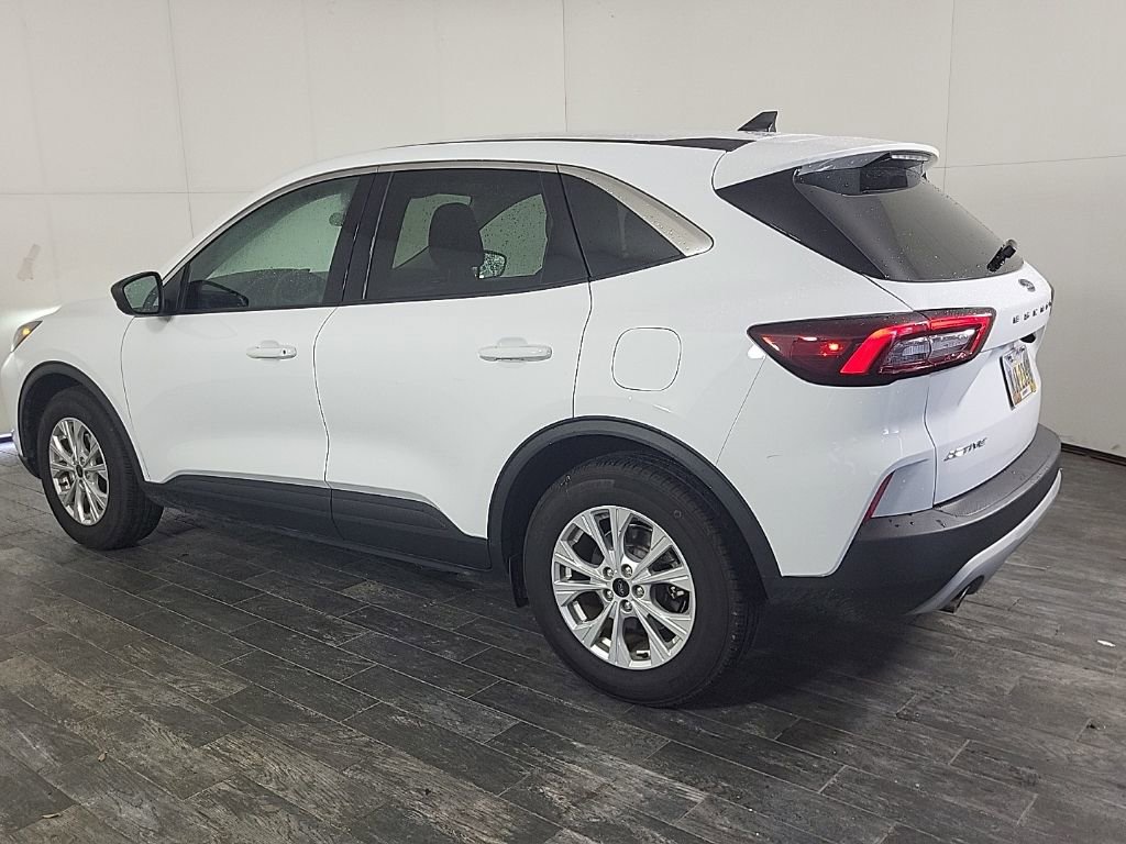 Used 2024 Ford Escape Active image 7