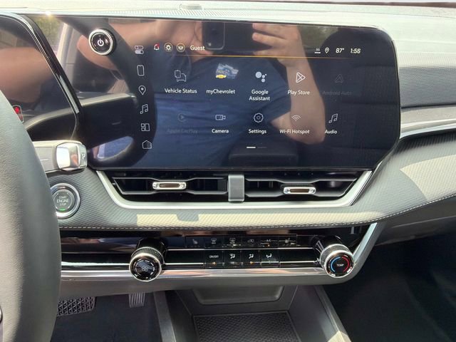New 2026 Chevrolet Equinox LT w/ Safety and Technology Package FWD image 26