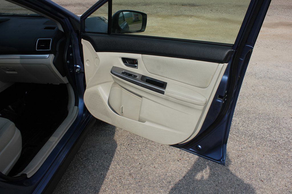 Used 2015 Subaru Crosstrek 2.0i Premium image 35