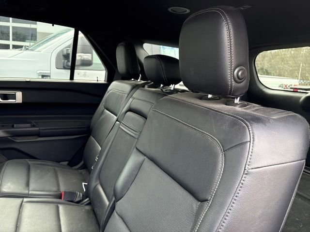 Used 2020 Ford Explorer Limited image 11