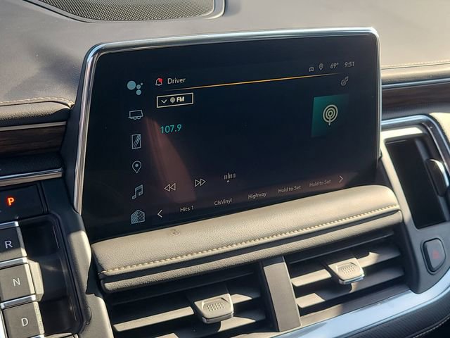 Used 2024 Chevrolet Suburban Premier image 33