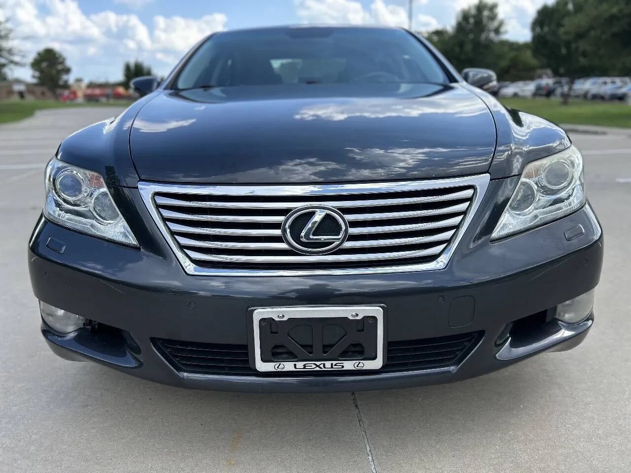Used 2011 Lexus LS 460 w/ Luxury Value Edition RWD image 3