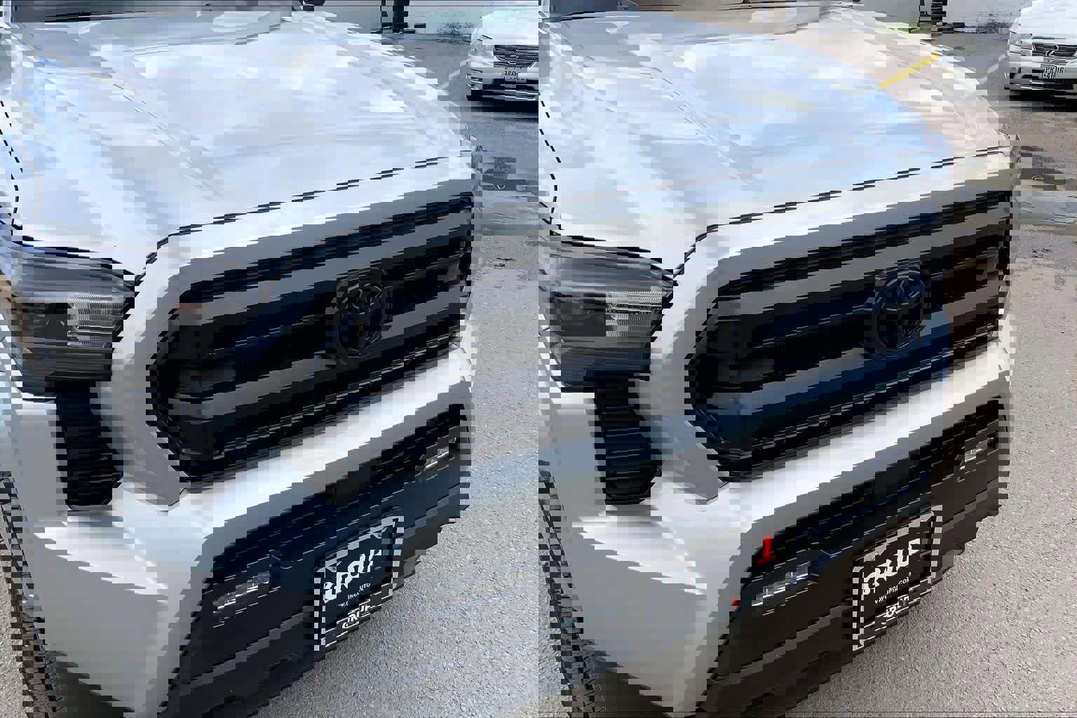 Used 2025 Toyota Tacoma SR5 image 29