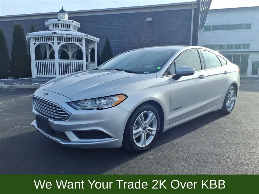 Used 2018 Ford Fusion S image 2