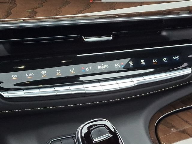 Certified 2023 Cadillac Escalade Sport Platinum AWD/4WD image 16