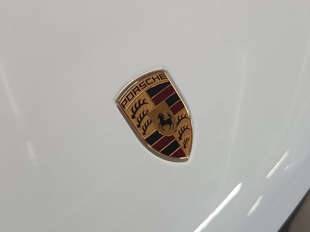 New 2026 Porsche Macan Turbo AWD/4WD image 25