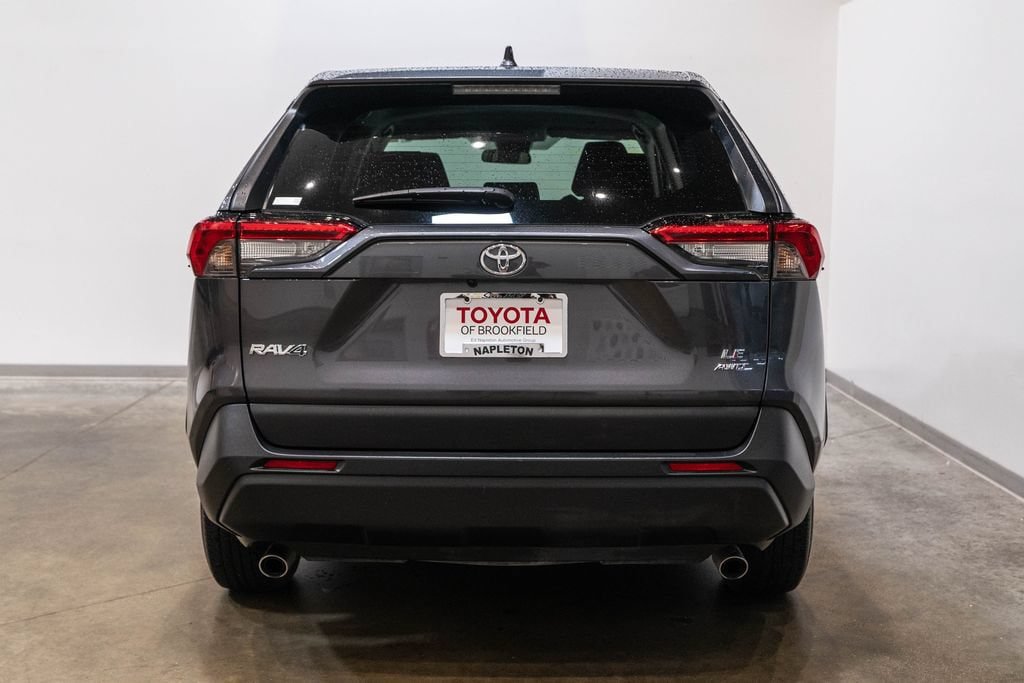 Certified 2025 Toyota RAV4 LE AWD/4WD image 8