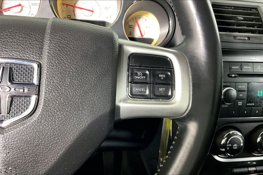 Used 2012 Dodge Challenger SXT image 27