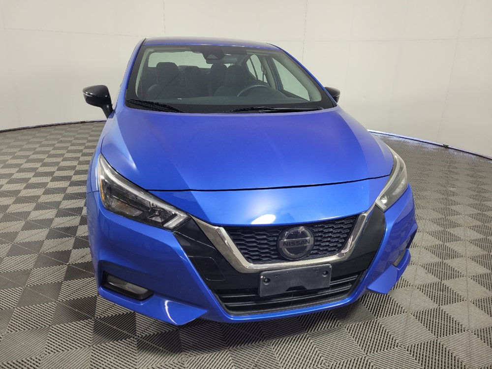 Used 2021 Nissan Versa SR FWD image 14