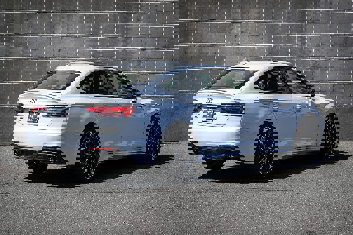 Used 2020 Audi S5 Prestige w/ S Sport Package image 3