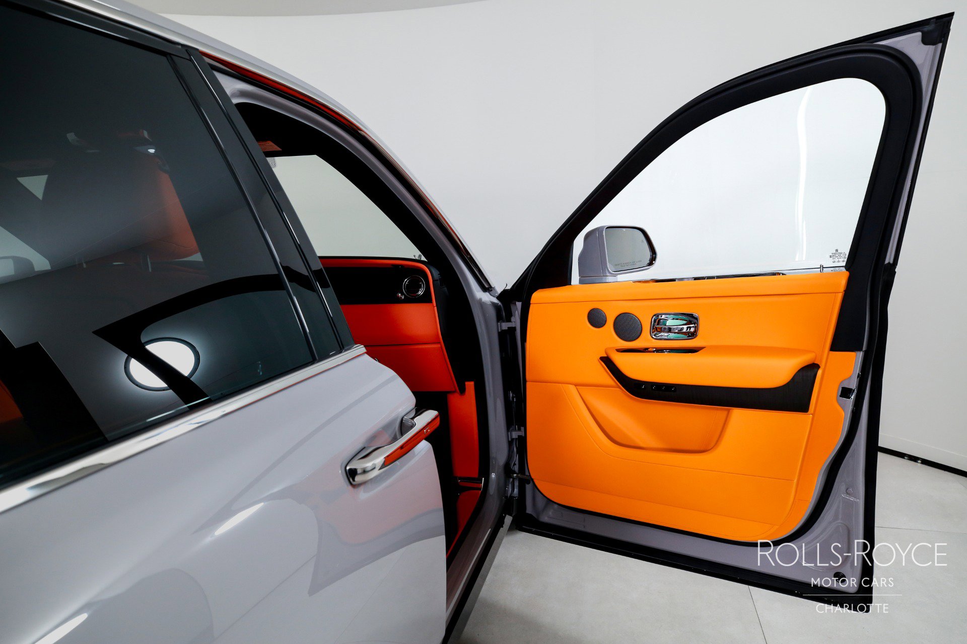 New 2026 Rolls-Royce Cullinan image 35