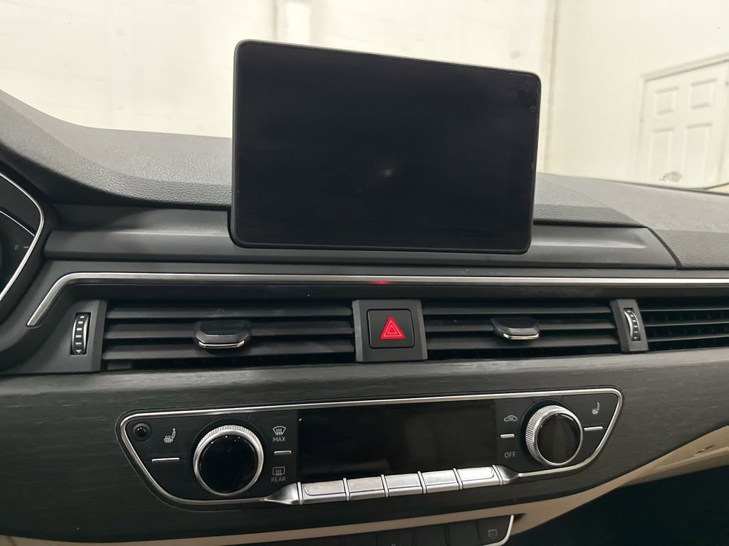 Used 2019 Audi A4 2.0T Premium FWD image 39