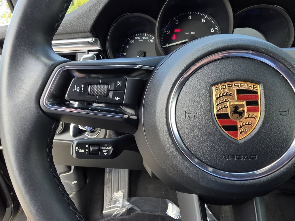 Used 2026 Porsche Macan AWD/4WD image 26