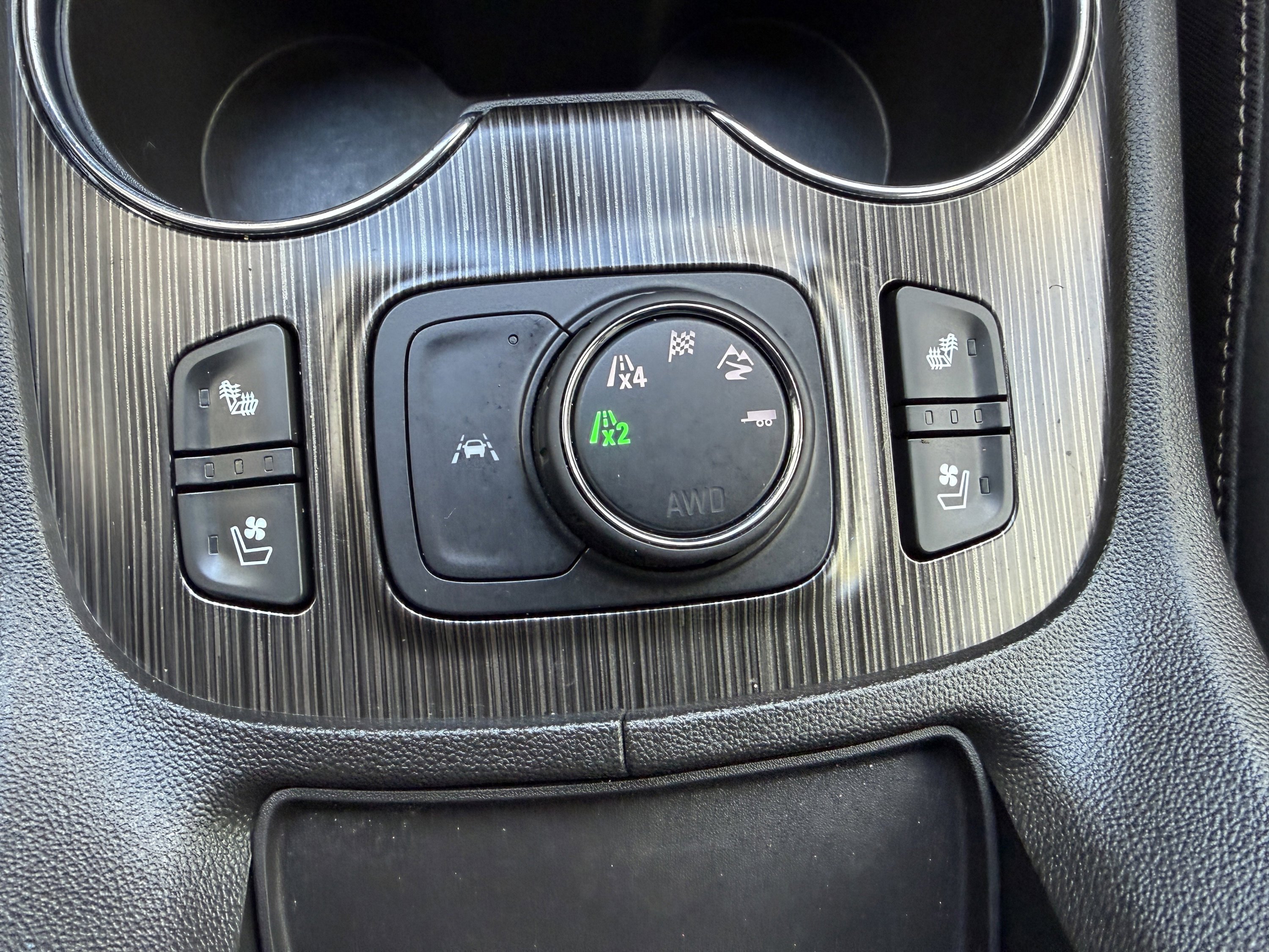 Used 2023 GMC Acadia SLT w/ Elevation Edition AWD/4WD image 25
