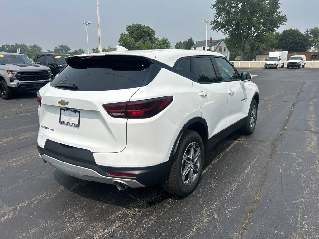 Certified 2023 Chevrolet Blazer LT w/ Driver Confidence Package AWD/4WD image 9