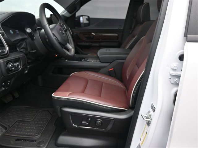 New 2025 RAM 1500 Limited image 10