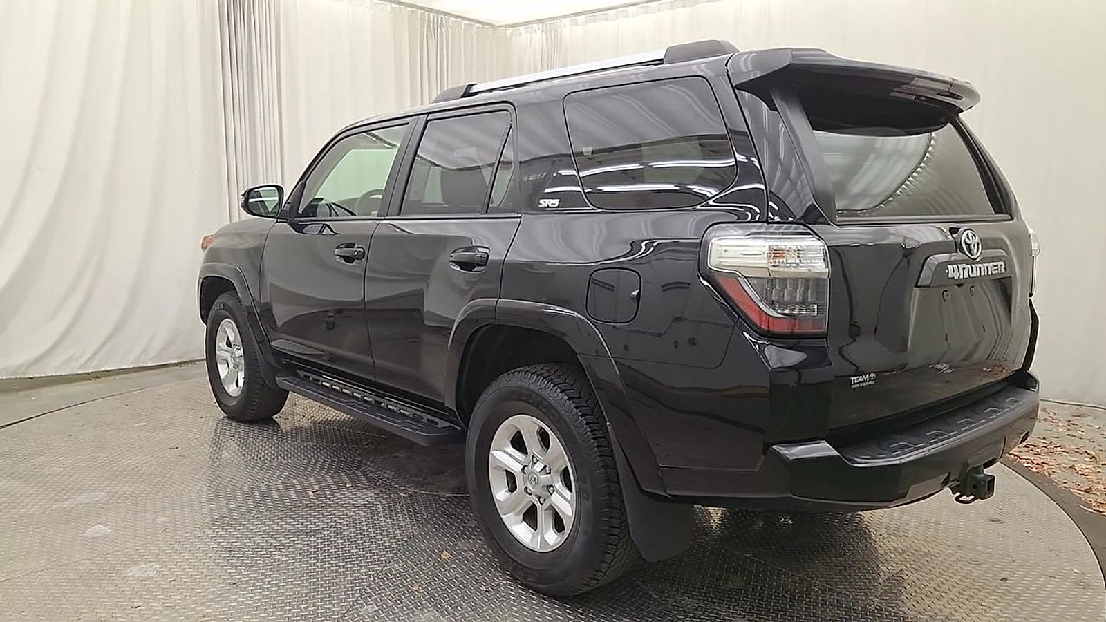 Certified 2022 Toyota 4Runner SR5 Premium image 9