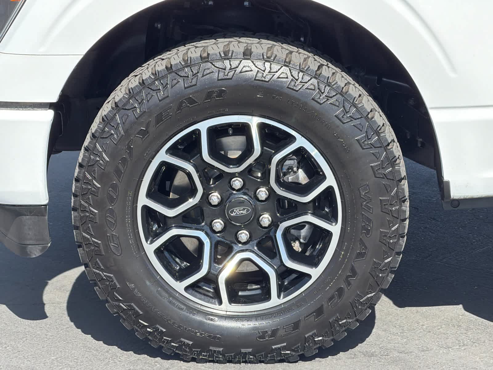Used 2023 Ford F150 XL w/ STX Appearance Package AWD/4WD image 29