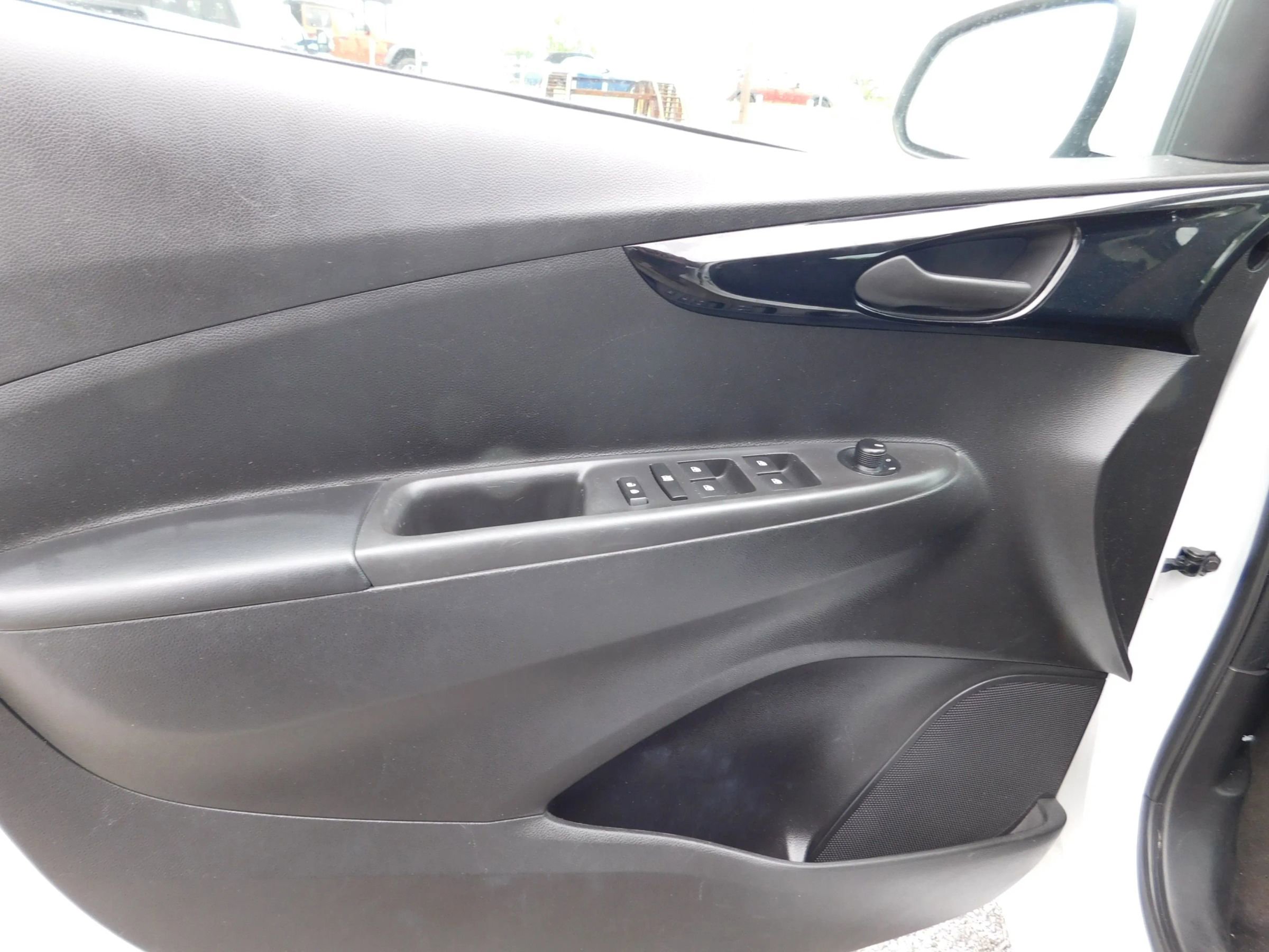 Used 2021 Chevrolet Spark LT FWD image 12