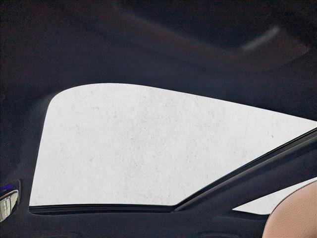 Used 2025 Mercedes-Benz C 300 Sedan image 14