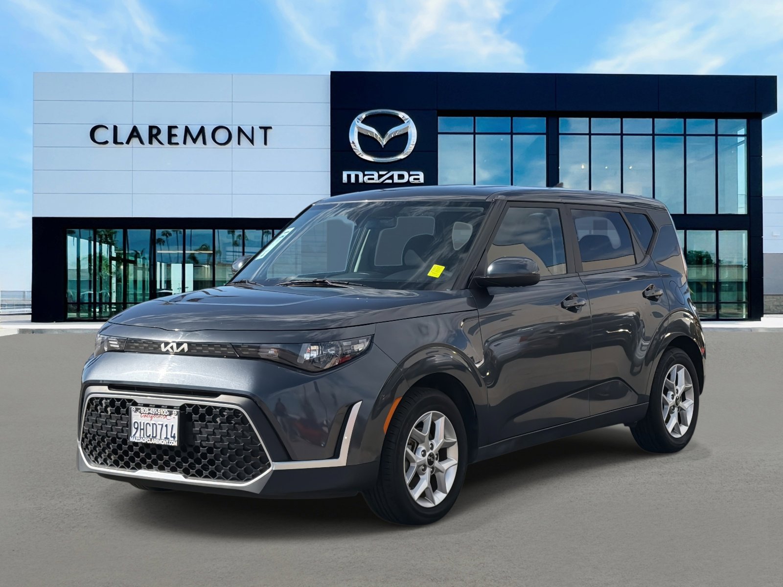 Used 2023 Kia Soul LX w/ Option Group 015 image 3