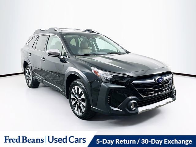 Used 2023 Subaru Outback Touring XT AWD/4WD image 1