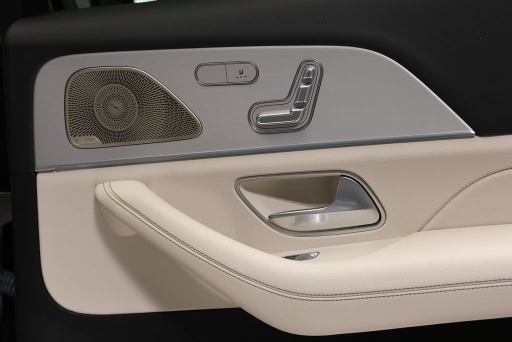 Certified 2023 Mercedes-Benz GLS 450 4MATIC image 53