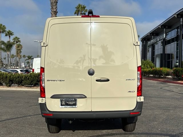 Used 2026 Mercedes-Benz Sprinter 2500 image 5
