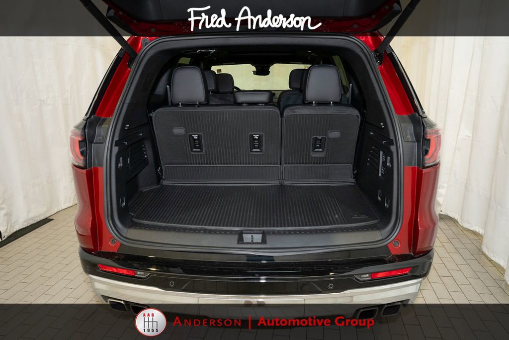 Used 2025 GMC Acadia Denali w/ Super Cruise Package FWD image 5