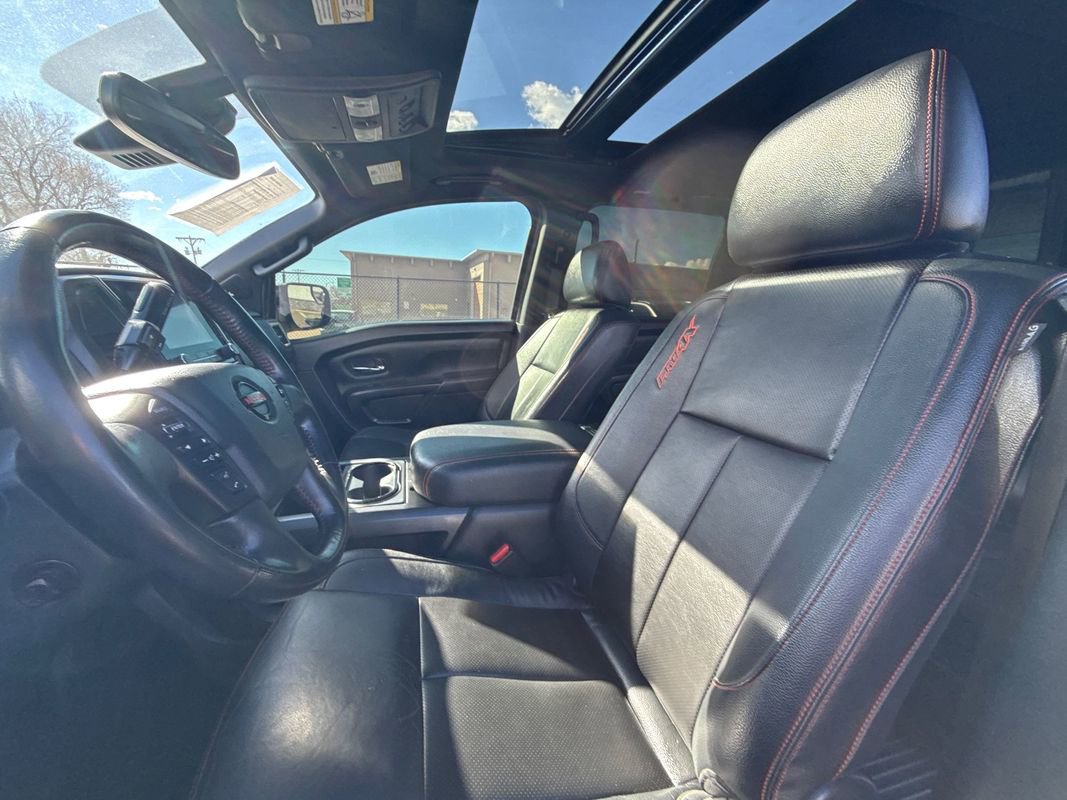 Used 2021 Nissan Titan PRO-4X w/ Pro-4x Convenience Package image 13