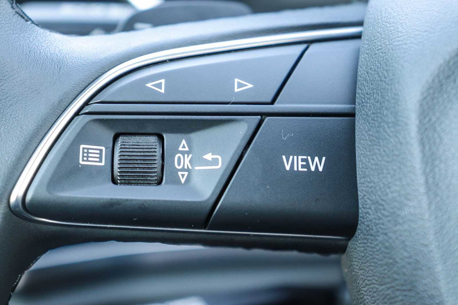 Used 2025 Audi Q3 2.0T Premium w/ Convenience Package image 19