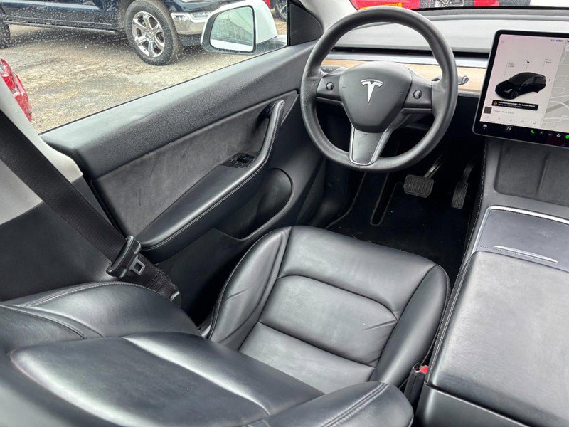 Used 2021 Tesla Model Y Long Range AWD/4WD image 13