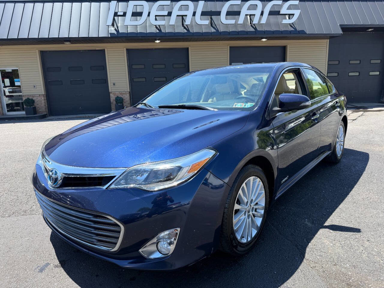 Used 2013 Toyota Avalon Limited FWD image 45