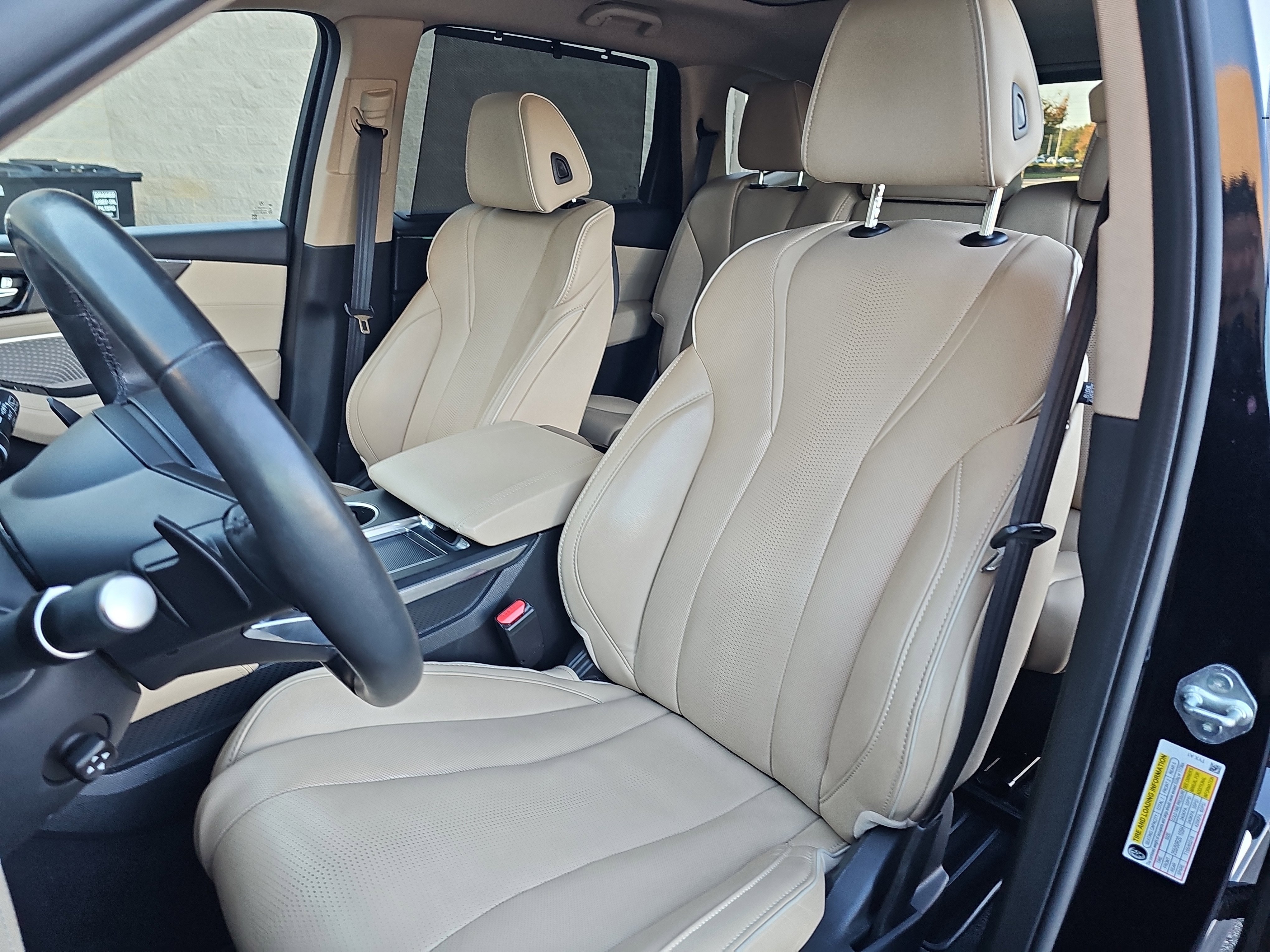 Used 2023 Acura MDX SH-AWD w/ Advance Package image 16