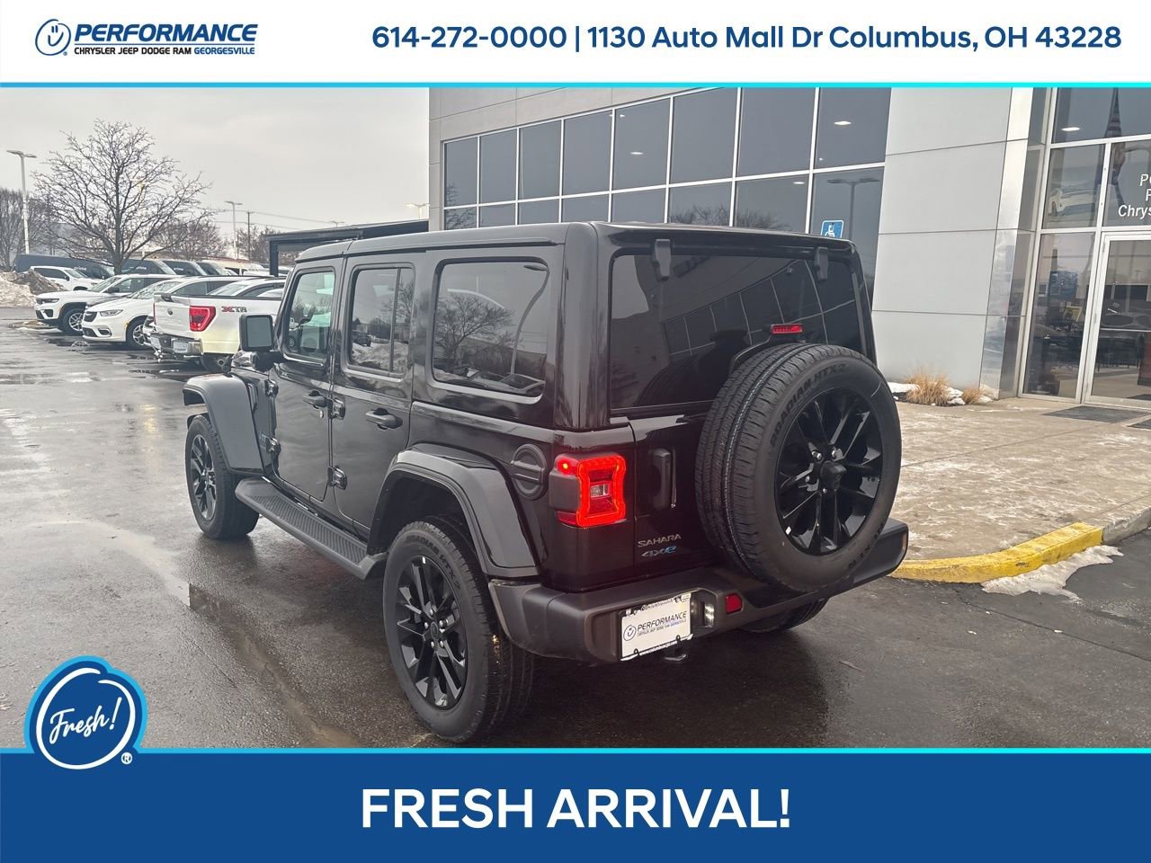 Used 2025 Jeep Wrangler Unlimited Sahara image 6