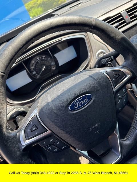 Used 2017 Ford Fusion SE w/ Fusion SE Technology Package AWD/4WD image 10