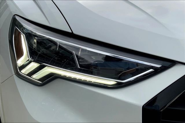 Used 2024 Audi Q3 2.0T Premium image 28